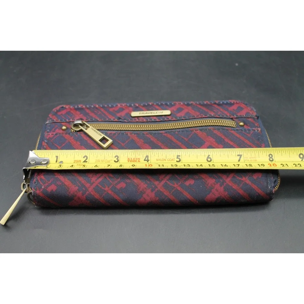 Travelon Wallet RFID Blocking Clutch Red & Blue Pattern Zip Around No Strap